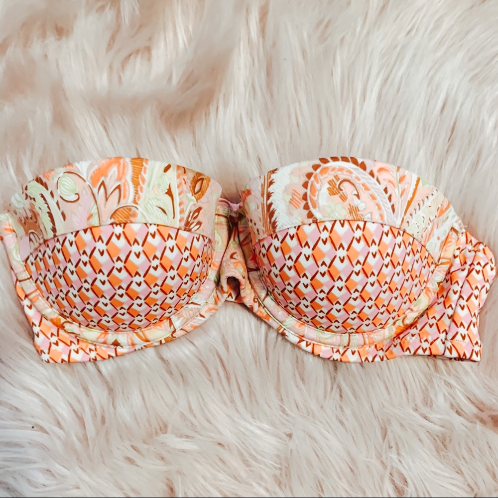VS STRAPLESS BATHING SUIT TOP